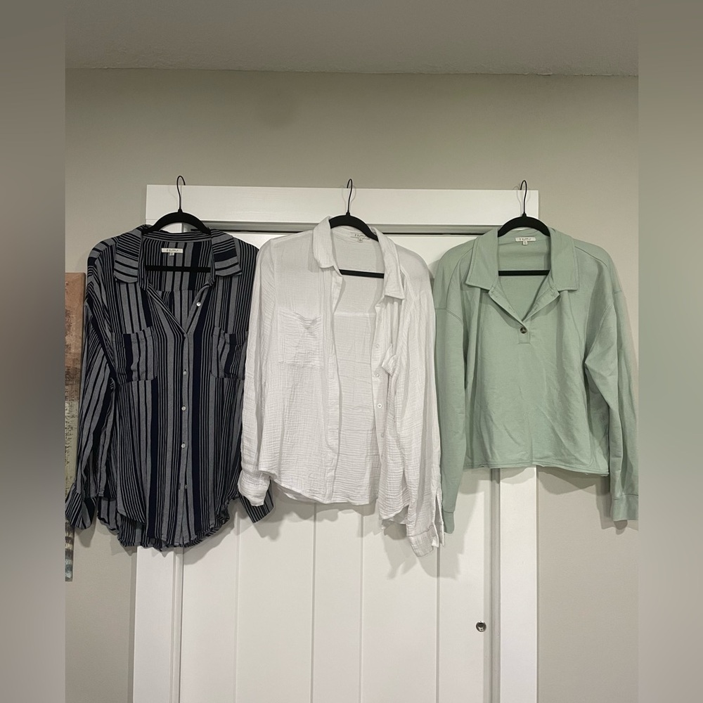 3 Z Supply long sleeve shirts